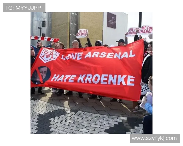 足球星姐说：解析当今足坛女球员崛起背后的故事与挑战